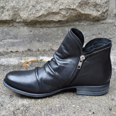 Vega™ | Botas Elegantes con Cierre
