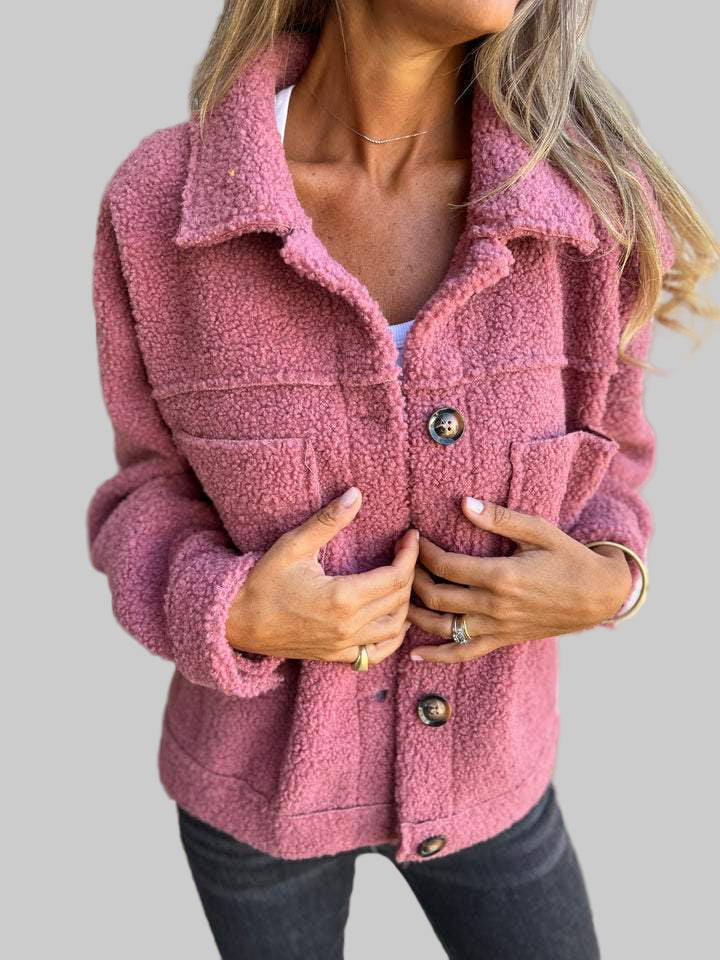 Antonia | Chaqueta Abotonada Cálida y Confortable