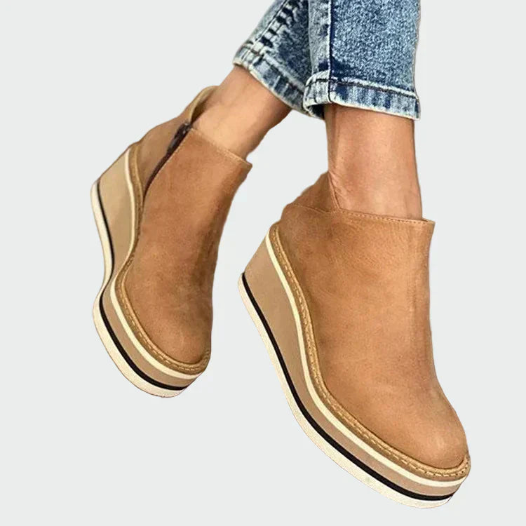 Celia | Elegantes Botines de Cuero Camel con Plataforma