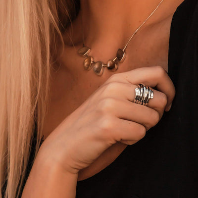 Lourdes - Anillo Vintage de Plata con Grosor Atractivo