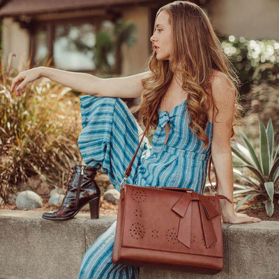 Brenda™ | Bolso de Hombro con Nudos Decorativos