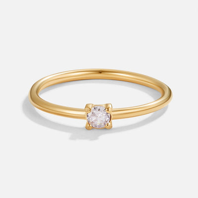 Anillos de oro con gema de nacimiento