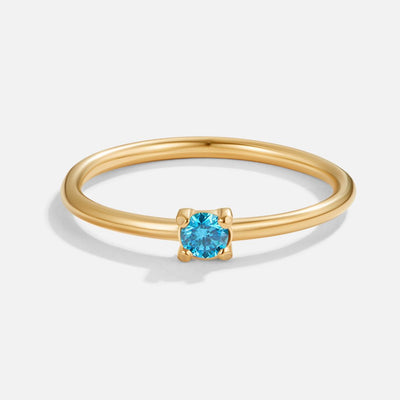 Anillos de oro con gema de nacimiento