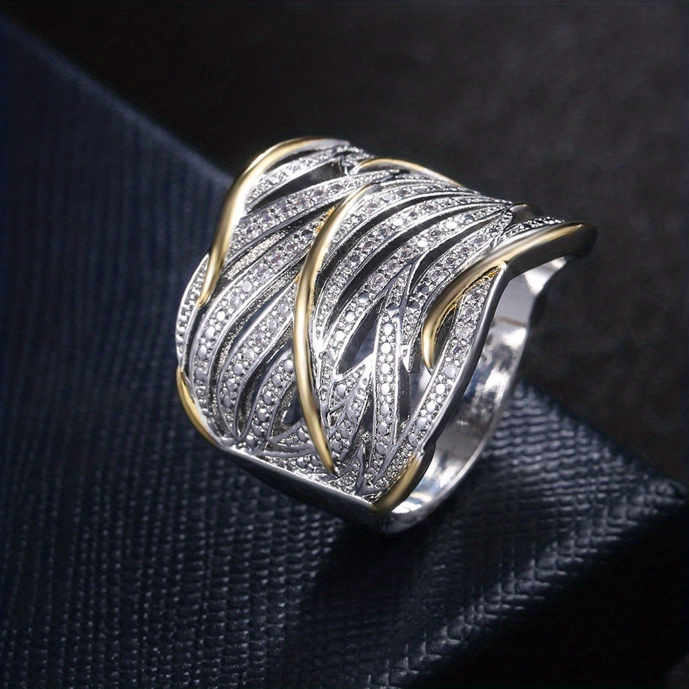 Elegante anillo retorcido de capas múltiples